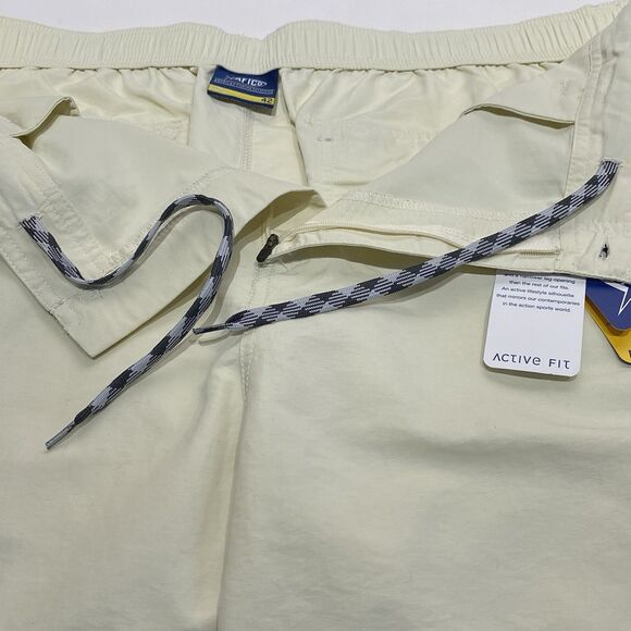 AFTCO Everyday Shorts Nylon Active Fit UPF 50 Mens 42x9 Bone Cream Fishing Beach - Picture 7 of 11